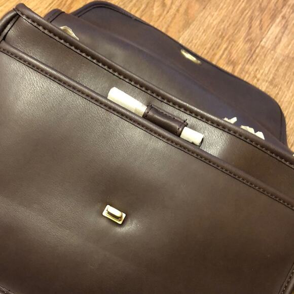 Large Dark Brown Crossbody Bag in Dark Brown Mocca Sense of Function by America - Picture 7 of 14